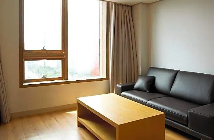 Hi Youth Hotel 3*
