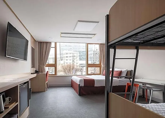 Hostel Hi Youth
